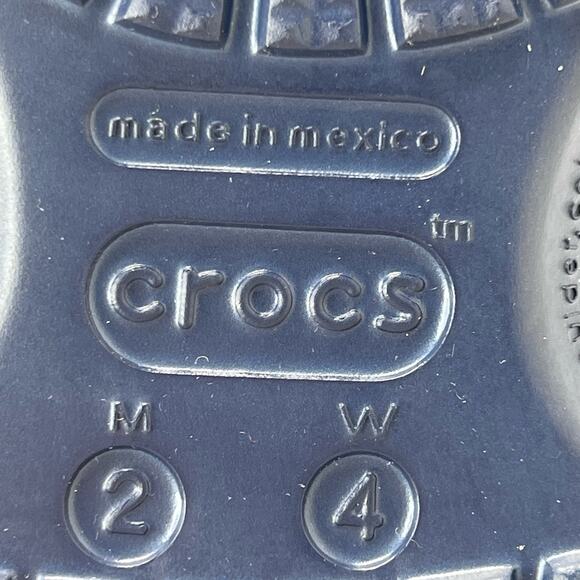 New Crocs Classic Slip On Clog Navy Blue Men 2/Women 4 NWT - Picture 8 of 9